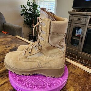 Belleville Combat Boots 300 DES  Hot Weather Steel Toe 3.5 R Men Boys Vibram